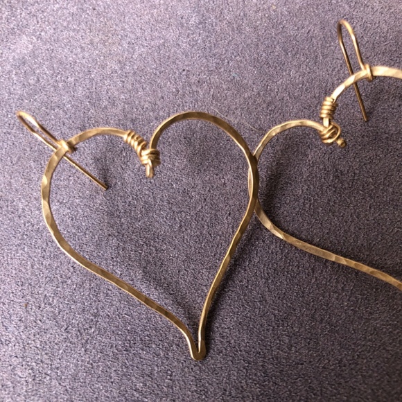 Gold filled heart shaped earrings - Beach Girl Jewels - Picture 4 of 4